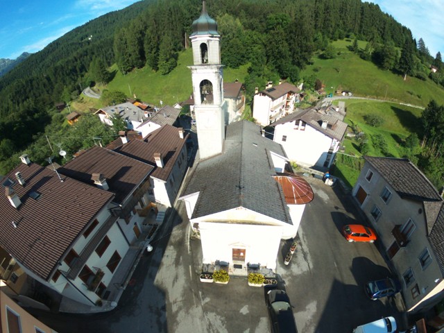 immagine della webcam nei dintorni di Monte Grappa: webcam Sovramonte